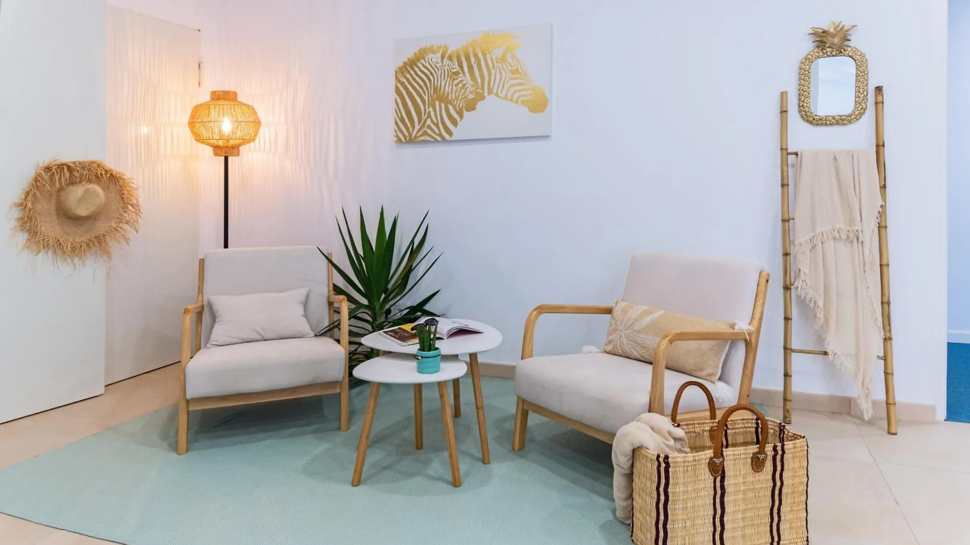 Bamblue Boutique Apartments Pineda de Mar Aparthotel