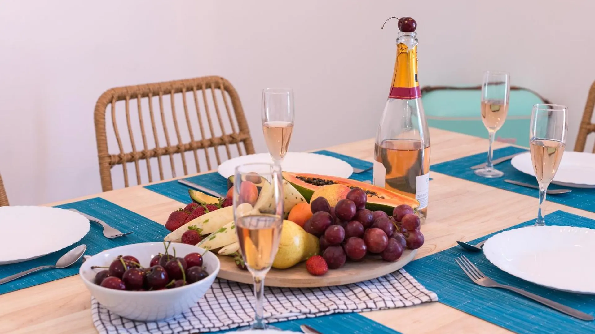 Bamblue Boutique Apartments Pineda de Mar Aparthotel