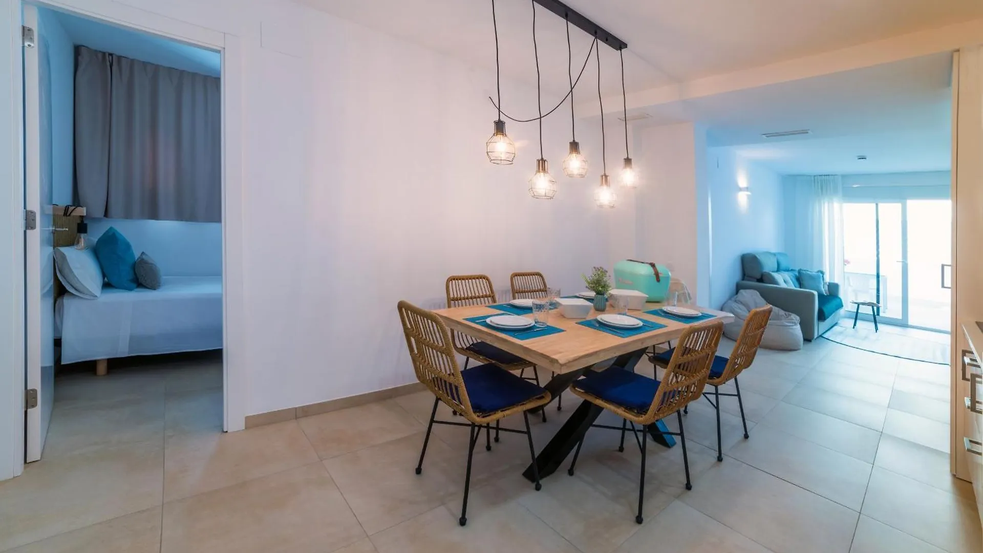 Bamblue Boutique Apartments Pineda de Mar Aparthotel