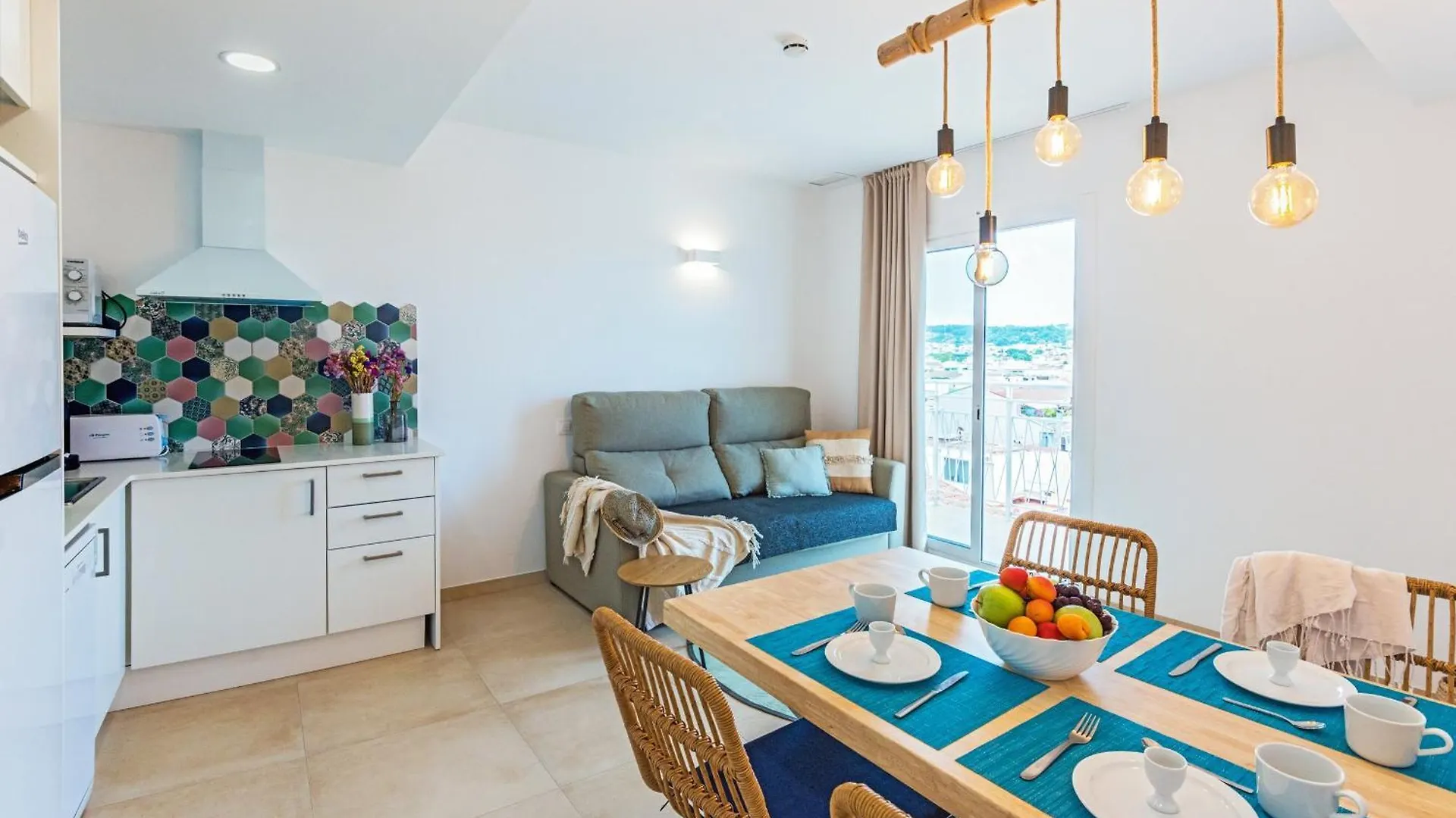 Bamblue Boutique Apartments Pineda de Mar 3*,  Španělsko