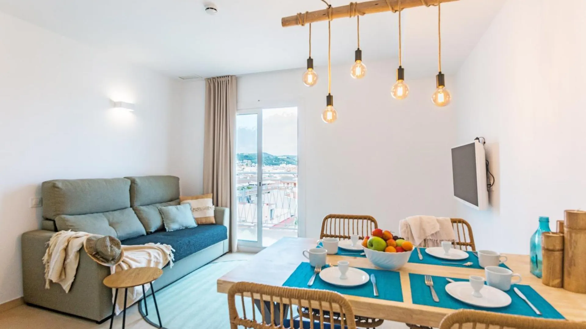 *** Aparthotel Bamblue Boutique Apartments Pineda de Mar Španělsko