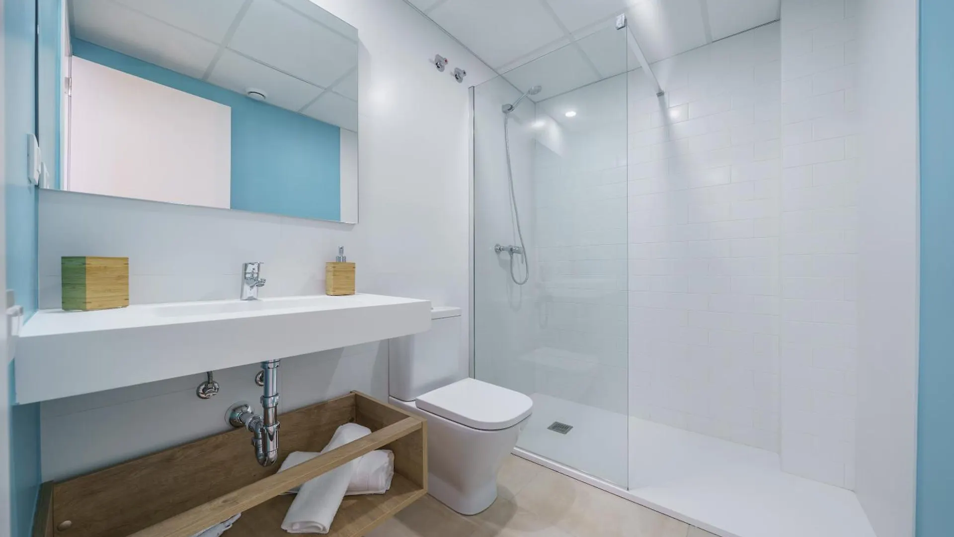 Bamblue Boutique Apartments Пинеда-де-Мар Апарт-отель