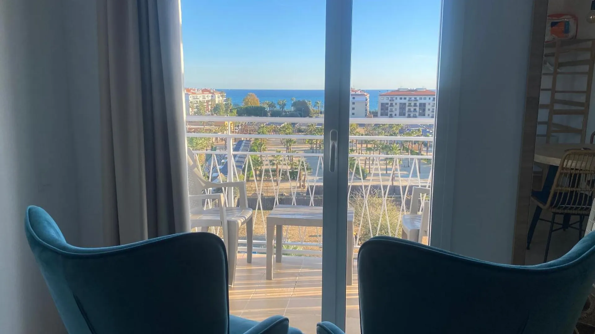Bamblue Boutique Apartments Pineda de Mar Spain