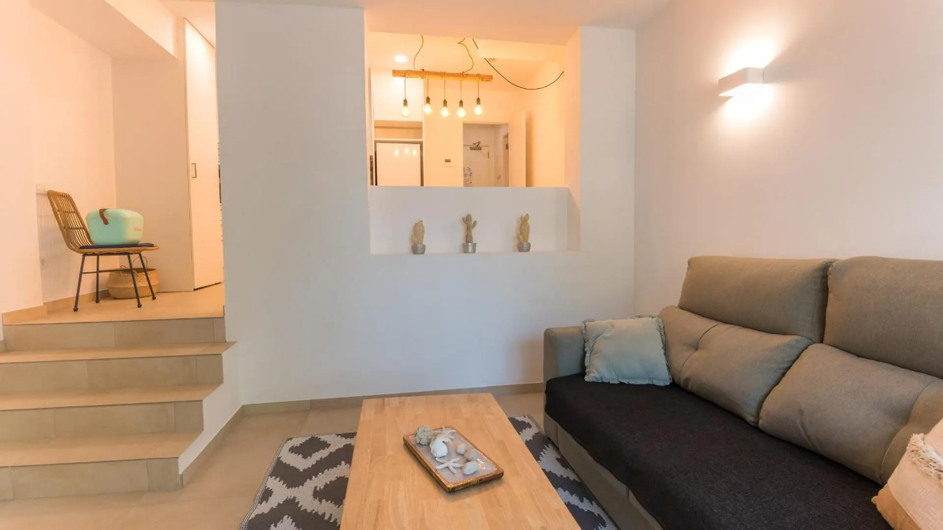 Bamblue Boutique Apartments Pineda de Mar 3*,  Spagna