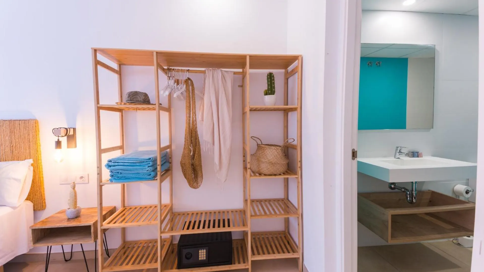 Aparthotel Bamblue Boutique Apartments Pineda de Mar