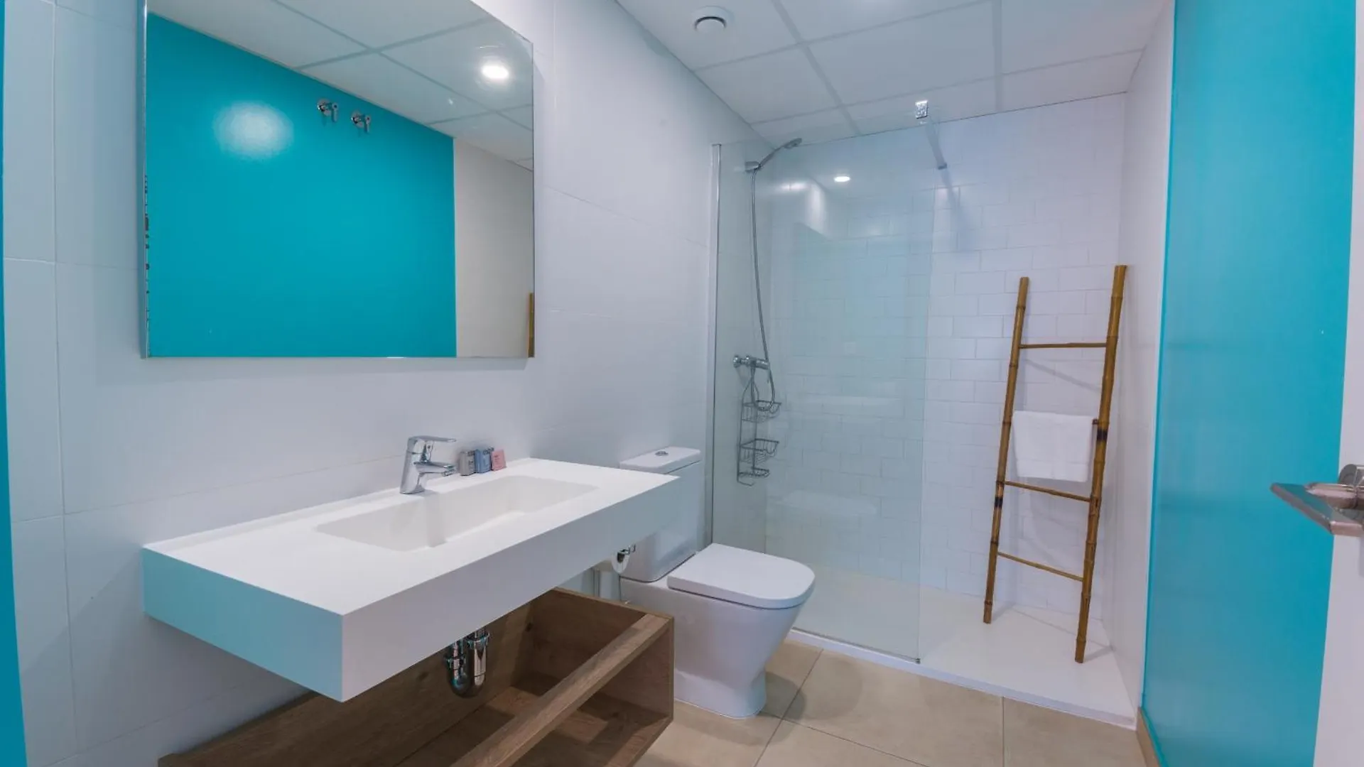 Bamblue Boutique Apartments Pineda de Mar Hotel apartamentowy